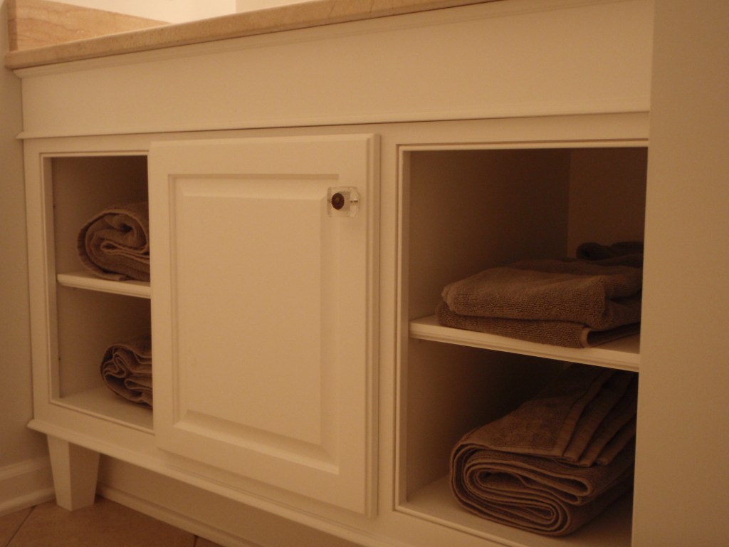 Brentwood Bath Vanity Bottom